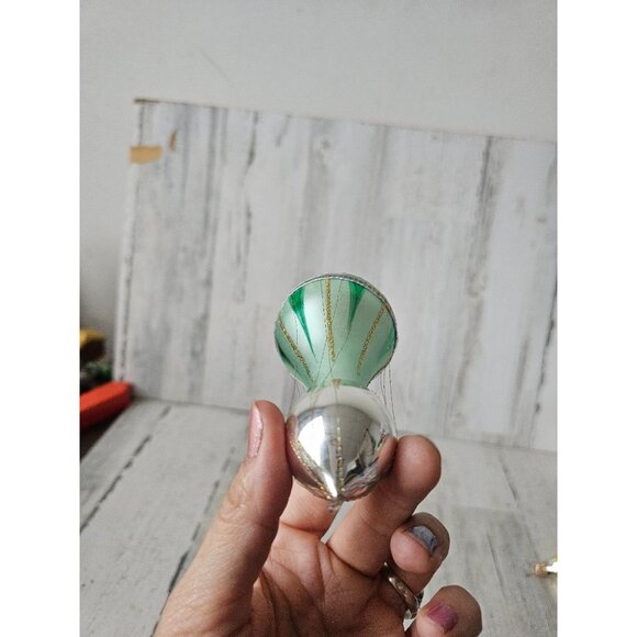 Vintage green Mercury glass Columbia hot air balloon tinsel ornament Xmas tree - Picture 7 of 11